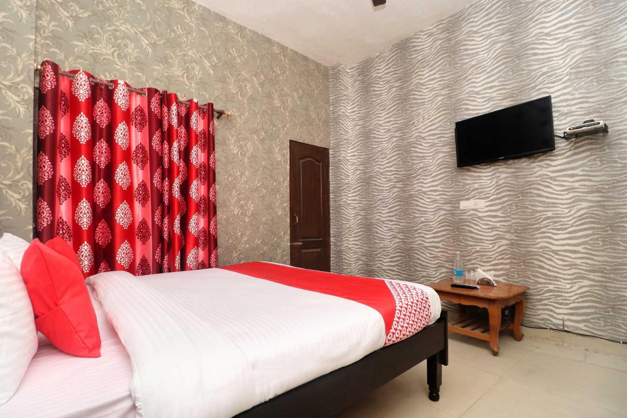 Oyo Hotel Aryan Plaza Chandīgarh Εξωτερικό φωτογραφία