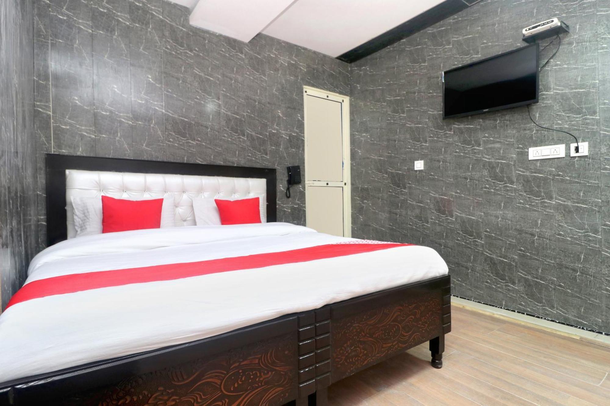 Oyo Hotel Aryan Plaza Chandīgarh Εξωτερικό φωτογραφία