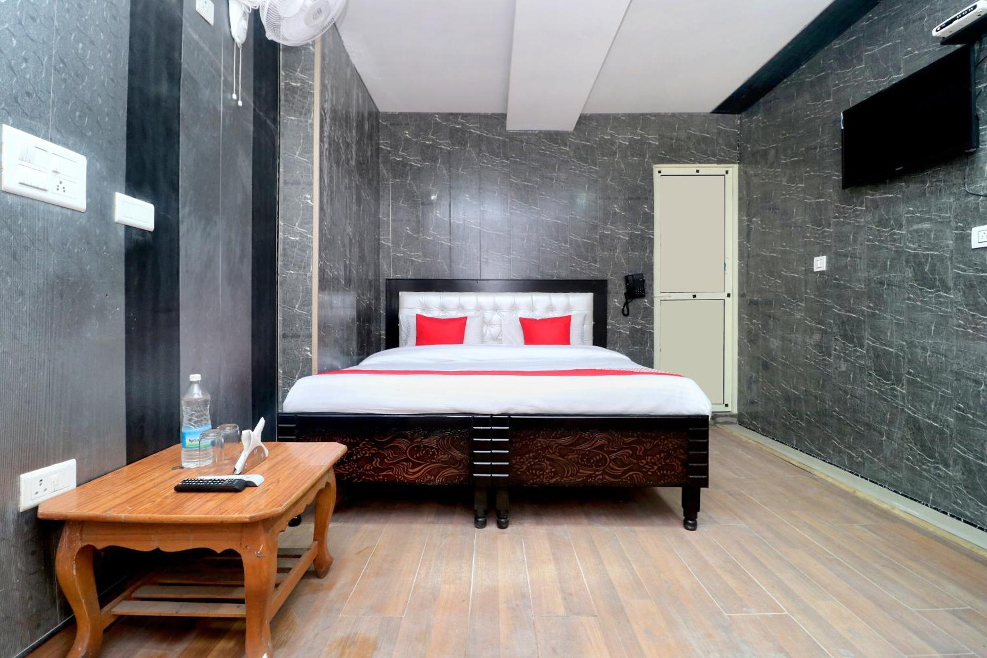 Oyo Hotel Aryan Plaza Chandīgarh Εξωτερικό φωτογραφία